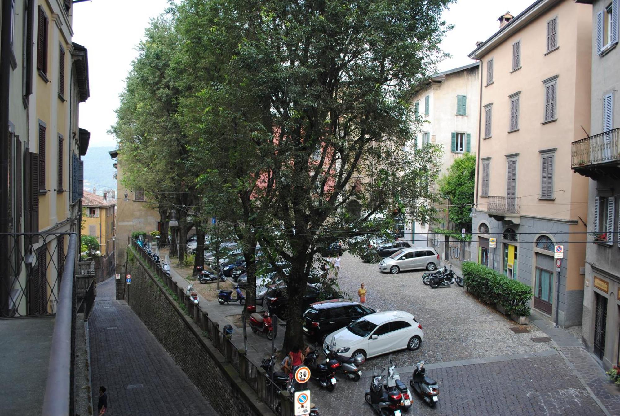 Bergamo Alta Guest House エクステリア 写真